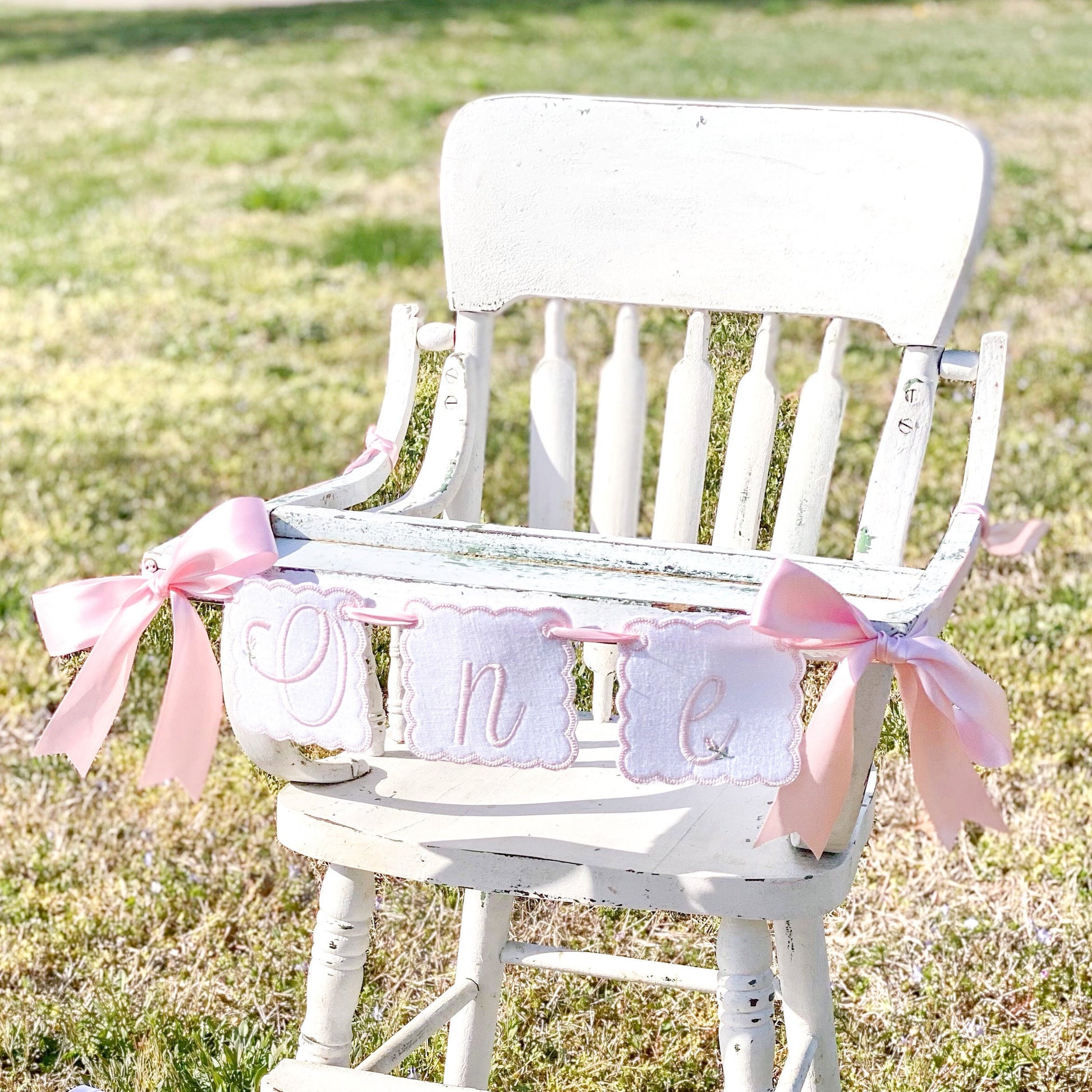 Heirloom Bows and Blooms High Chair Banner